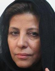 زن ایرانی، سر در گم در میان تعلیمات تربیتی