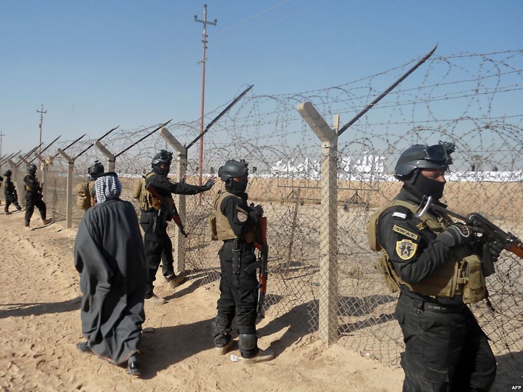 دولت عراق دستور «تخليه» ساکنان اردوگاه اشرف را صادر کرد