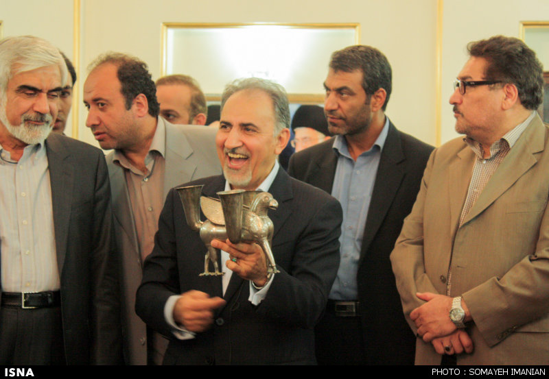 بازگرداندن جام سیمین «شیردال»؛ هدیه آمریکا به مردم ایران در سفر اخیر روحانی به نیویورک