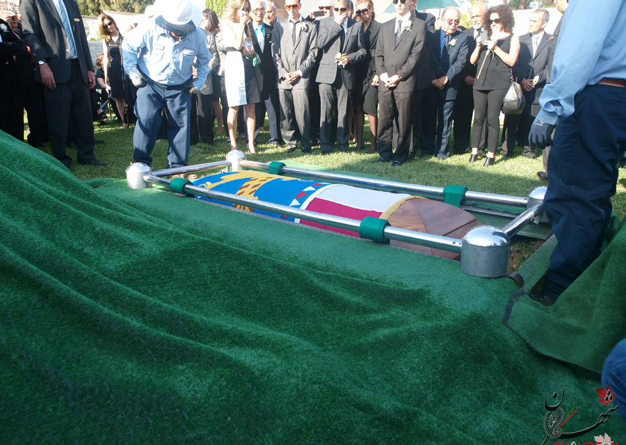 مراسم خاکسپاری و وداع با مهندس هوشنگ سیحون در لس‌آنجلس