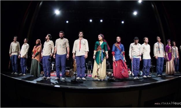 صحنه‌هایی از کنسرت گروه موسیقی رستاک در ونکوور به روایت مسعود هراتی
