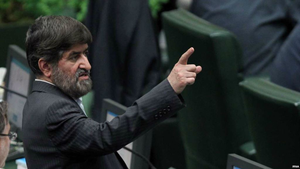 تهدید به سوال از روحانی در مجلس در صورت کوتاهی در رفع حصر