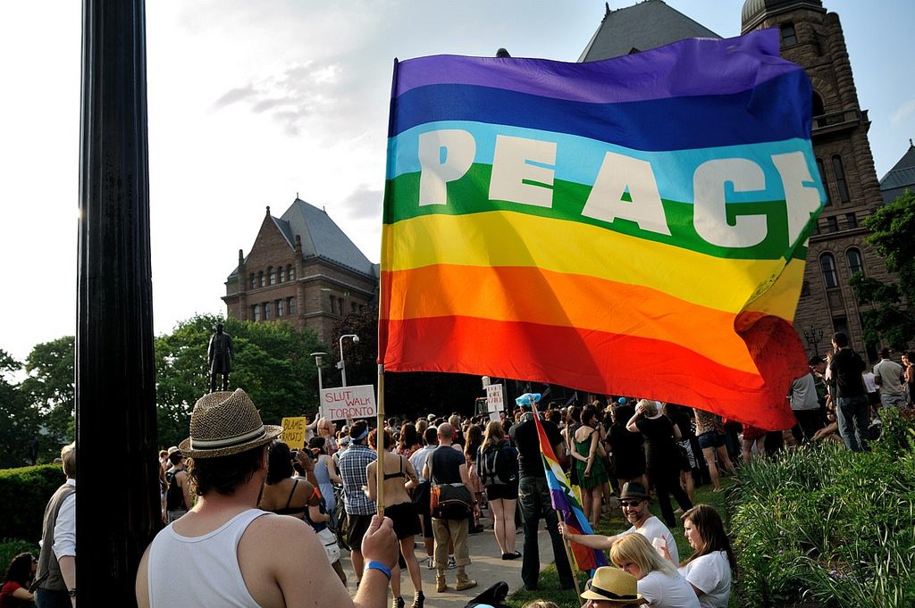 نگاه‌های جهانی به پیشرفت وضعیت دگرباشان جنسی در کانادا