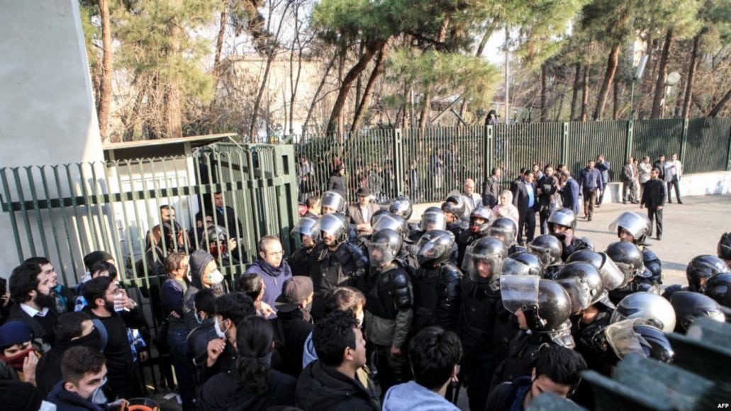 ۱۵۵ وکیل خواستار وکالت بازداشت‌شدگان اعتراضات اخیر شدند