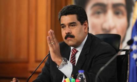 مادورو روی خط آتش: «دست‌های تجاوز از ونزوئلا کوتاه» 