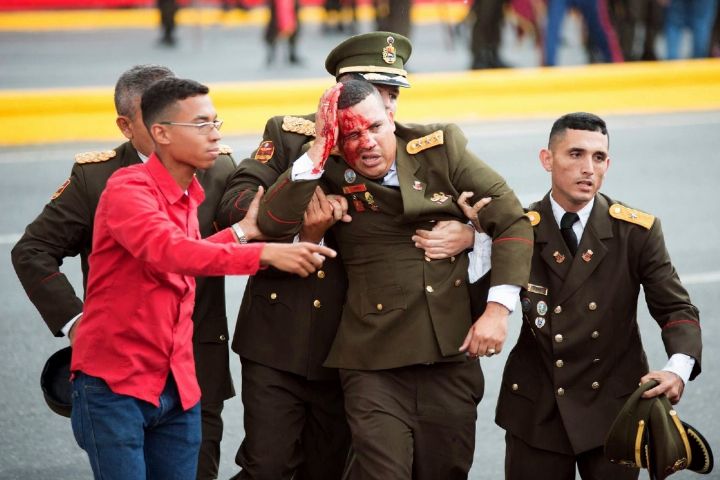 با شکست “کودتای سیاسی” احتمال “دخالت نظامی” در ونزوئلا