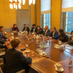 دیدار نخست‌وزیر و وزیر امور خارجه هلند با تعدادی از شهروندان ایرانی‌تبار این کشور